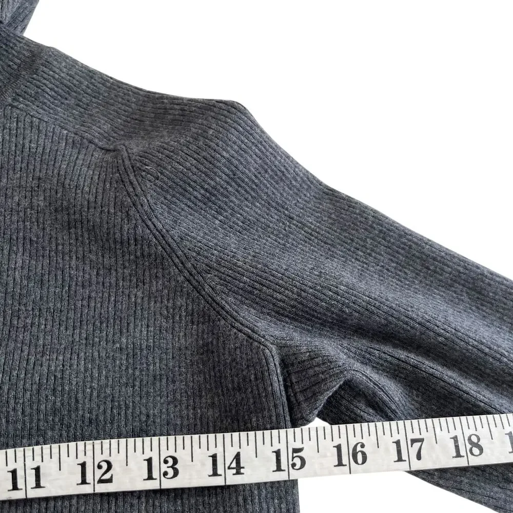 Tory Burch Gray Merino Wool Turtleneck Sweater XS – Luxe Cozy Pullover
